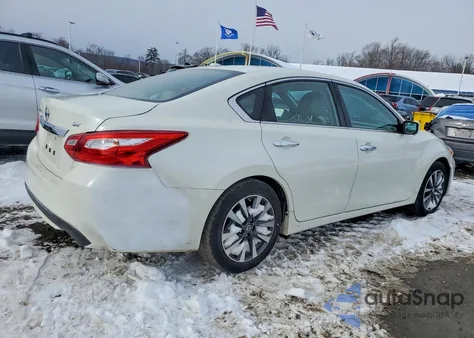 2017 Nissan Altima 2.5 from USA, damaged, VIN 1N4AL3AP6HC137288